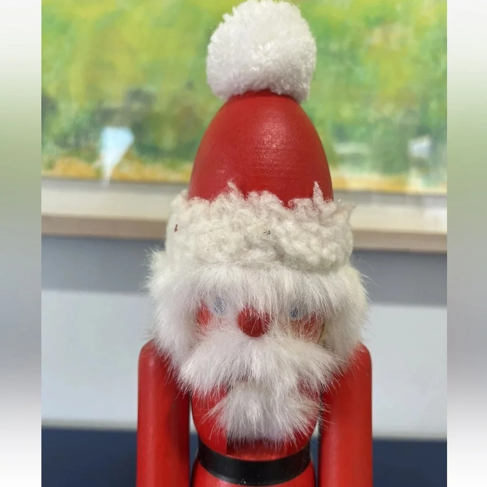 Holzkunst Christian Ulbricht Santa Nutcracker Bell Hangtag West Germany Vintage